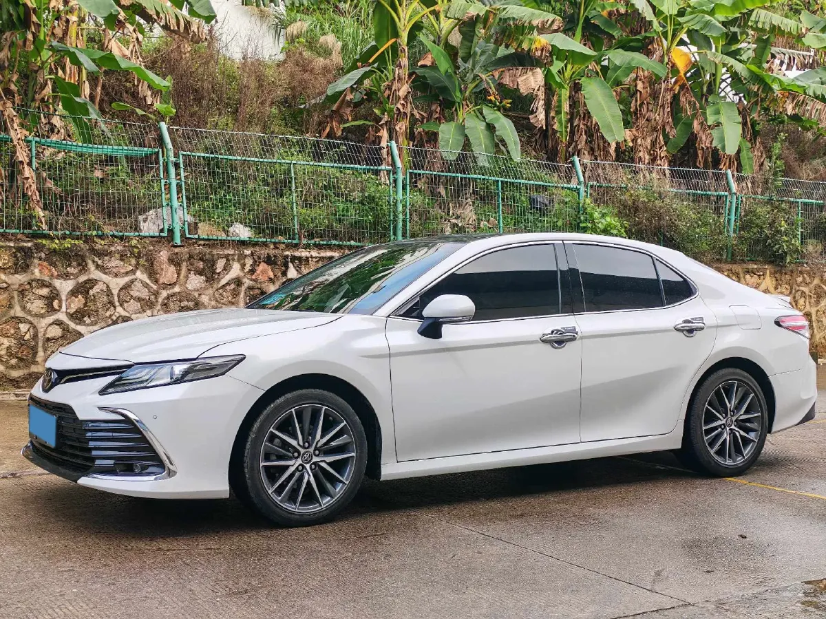 2021 Toyota Camry 2.5L 209HP L4 8AT,autocango,china used car exporter,china ev exporter,chinese used car exporter,chinese used ev exporter