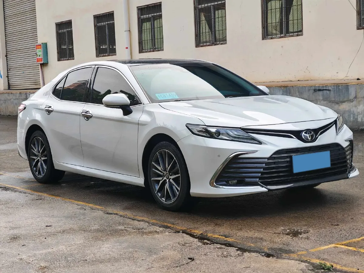 2021 Toyota Camry 2.5L 209HP L4 8AT,autocango,china used car exporter,china ev exporter,chinese used car exporter,chinese used ev exporter