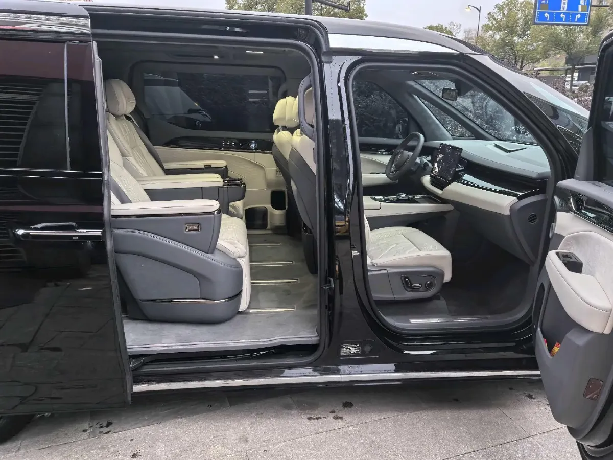 2024 Zeekr 009 BEV 108KWH,autocango,china used car exporter,china ev exporter,chinese used car exporter,chinese used ev exporter