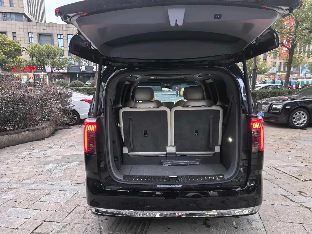 2024 Zeekr 009 BEV 108KWH,autocango,china used car exporter,china ev exporter,chinese used car exporter,chinese used ev exporter