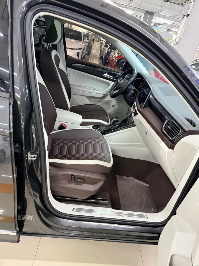 2022 Volkswagen Tayron 1.4T 150HP L4 7DCT,autocango,china used car exporter,china ev exporter,chinese used car exporter,chinese used ev exporter