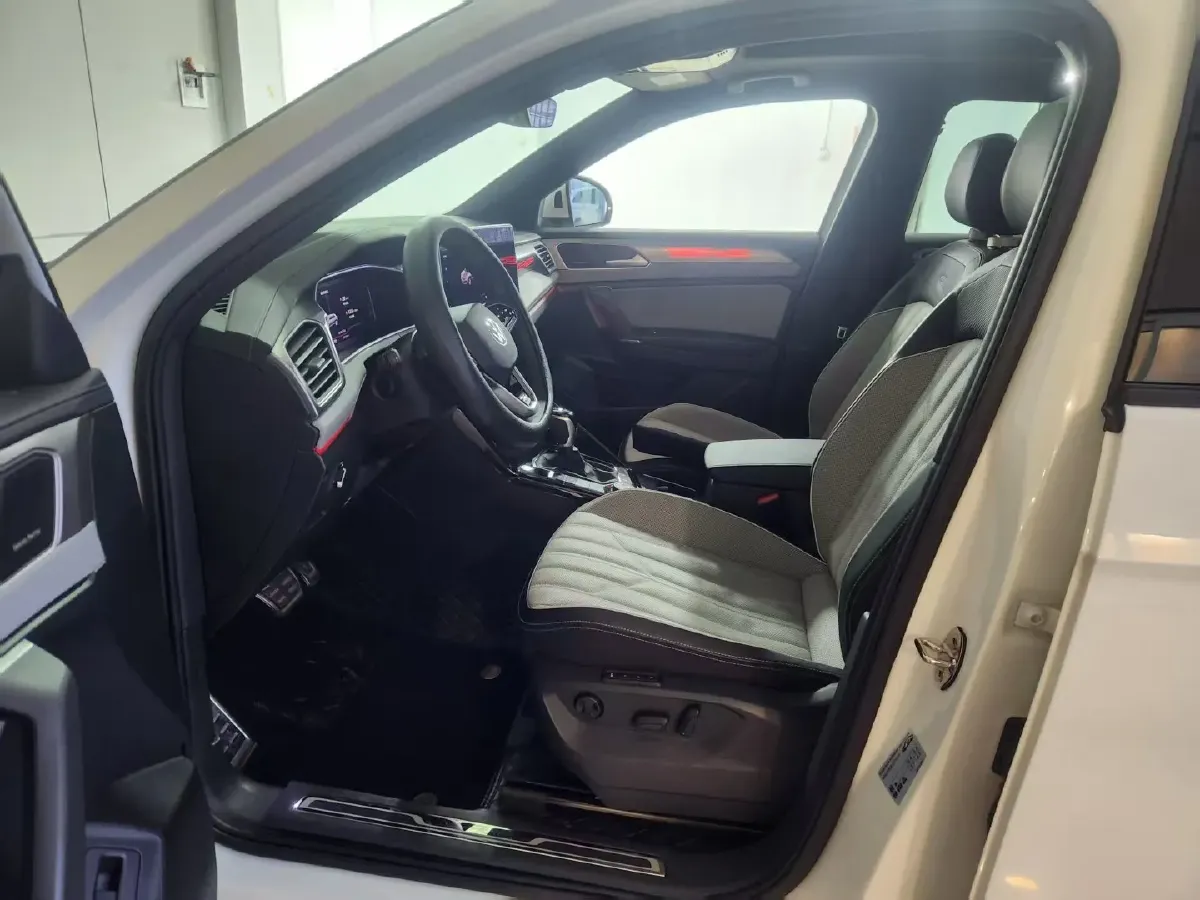 2023 Volkswagen Tayron 2.0T 220HP L4 7DCT,autocango,china used car exporter,china ev exporter,chinese used car exporter,chinese used ev exporter