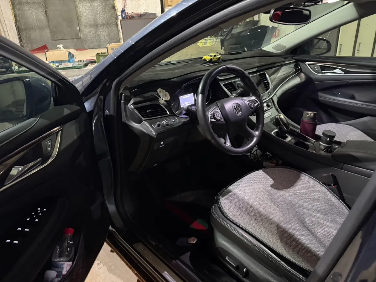 2019 Buick Larcosse 2.0T 241HP L4 9AT,autocango,china used car exporter,china ev exporter,chinese used car exporter,chinese used ev exporter