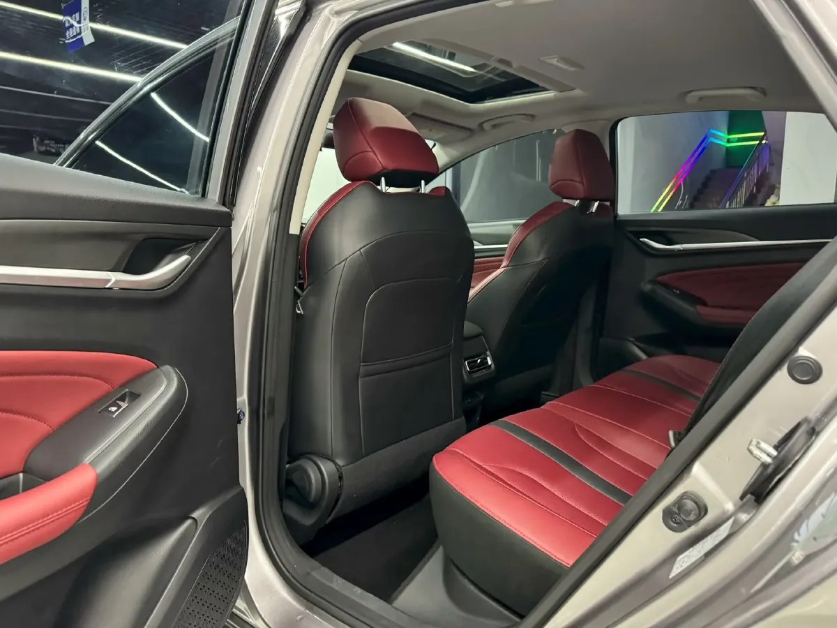 2021 ChangAn Eado 1.4T 160HP L4 7DCT,autocango,china used car exporter,china ev exporter,chinese used car exporter,chinese used ev exporter