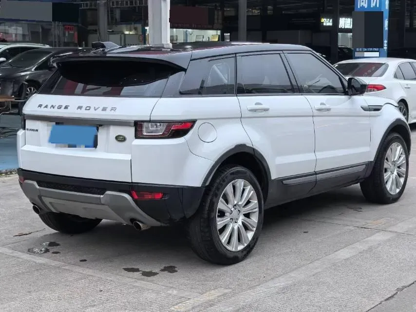 2018 Land Rover Range Rover Evoque 2.0T 241HP L4 9AT,autocango,china used car exporter,china ev exporter,chinese used car exporter,chinese used ev exporter