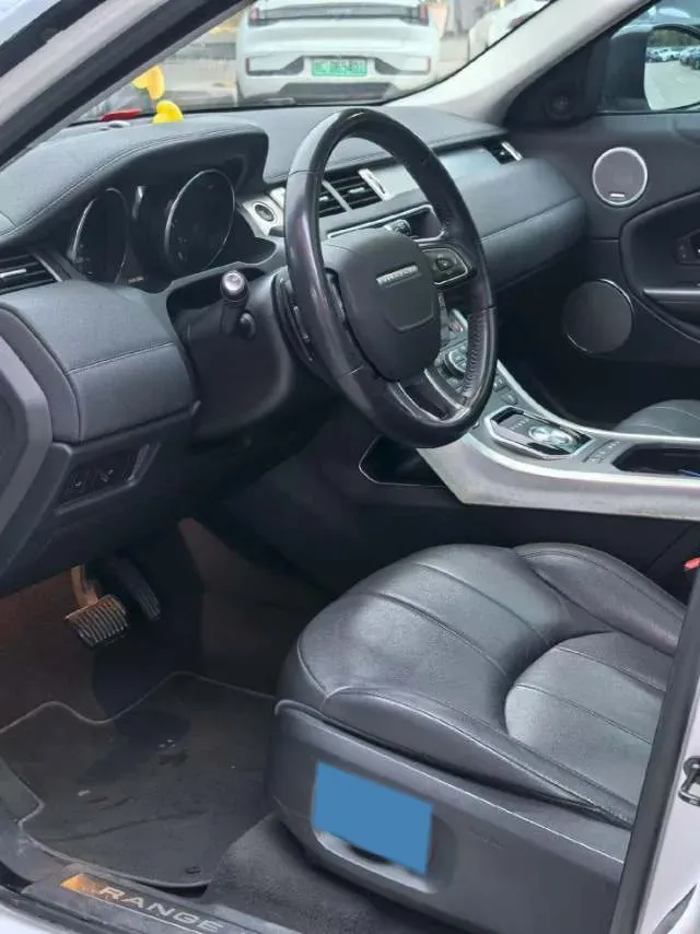2018 Land Rover Range Rover Evoque 2.0T 241HP L4 9AT,autocango,china used car exporter,china ev exporter,chinese used car exporter,chinese used ev exporter