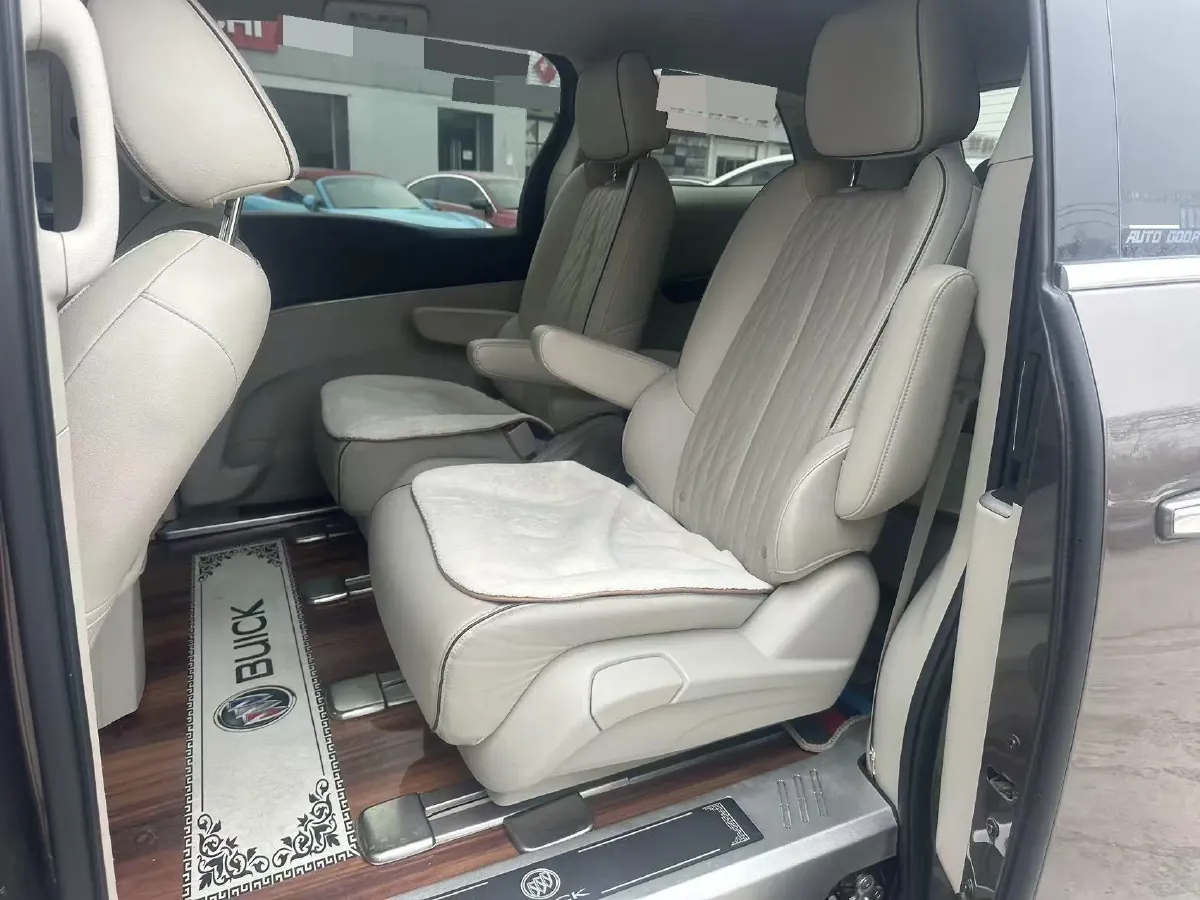 2021 Buick GL8 2.0T 237HP L4 9AT,autocango,china used car exporter,china ev exporter,chinese used car exporter,chinese used ev exporter