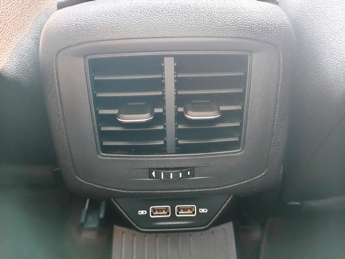 2022 Volkswagen T-Roc 1.4T 150HP L4 7DCT,autocango,china used car exporter,china ev exporter,chinese used car exporter,chinese used ev exporter