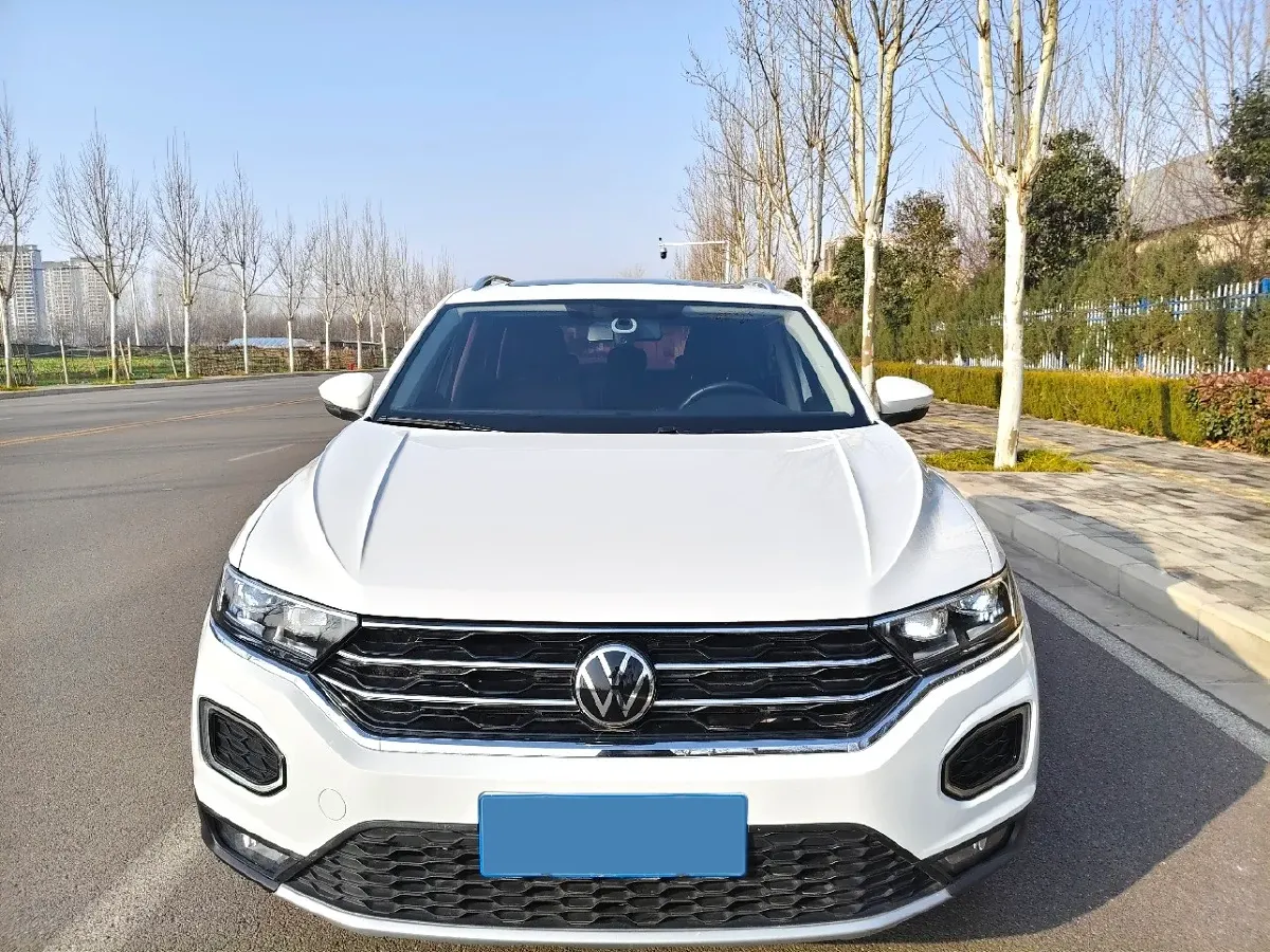 2022 Volkswagen T-Roc 1.4T 150HP L4 7DCT,autocango,china used car exporter,china ev exporter,chinese used car exporter,chinese used ev exporter