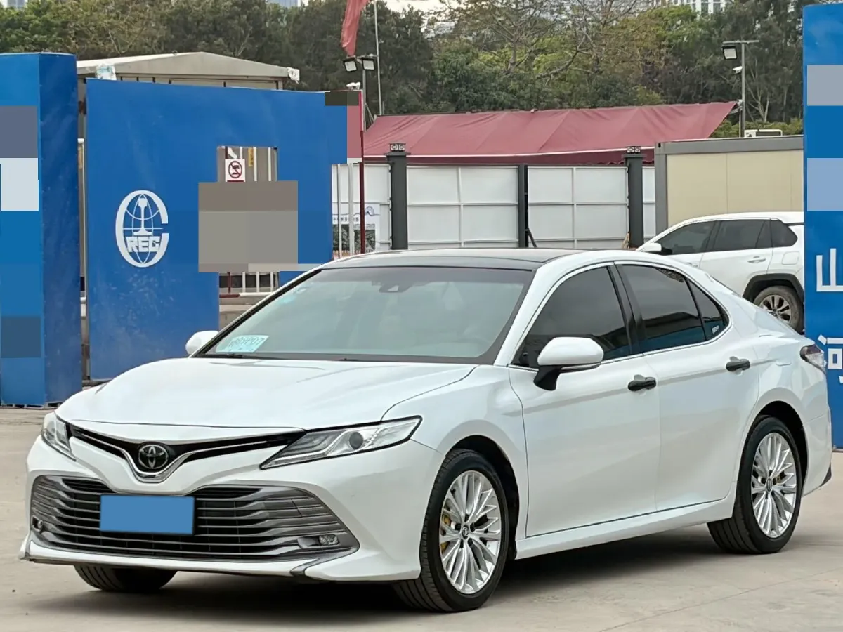 2019 Toyota Camry 2.5L 209HP L4 8AT,autocango,china used car exporter,china ev exporter,chinese used car exporter,chinese used ev exporter