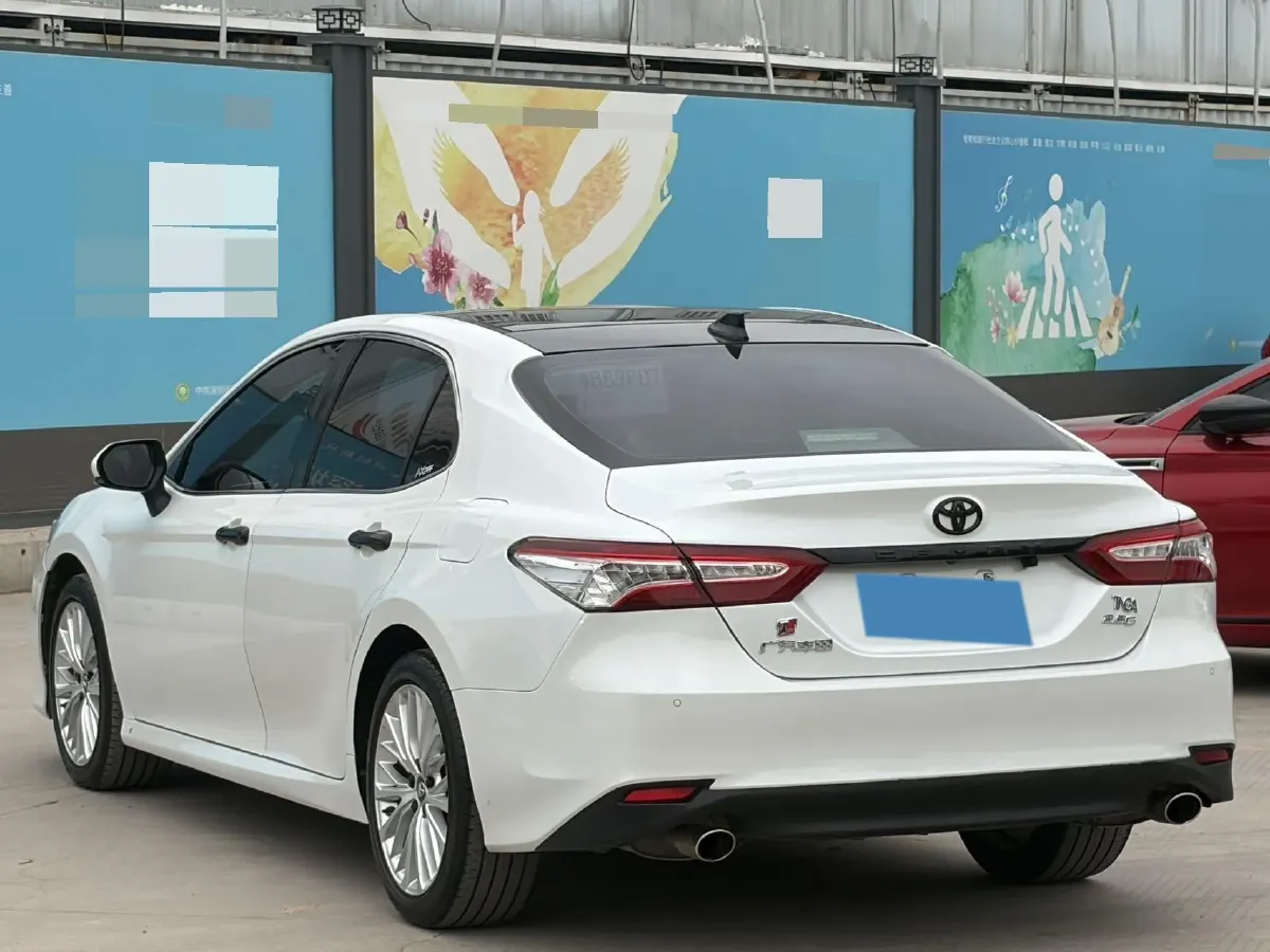 2019 Toyota Camry 2.5L 209HP L4 8AT,autocango,china used car exporter,china ev exporter,chinese used car exporter,chinese used ev exporter