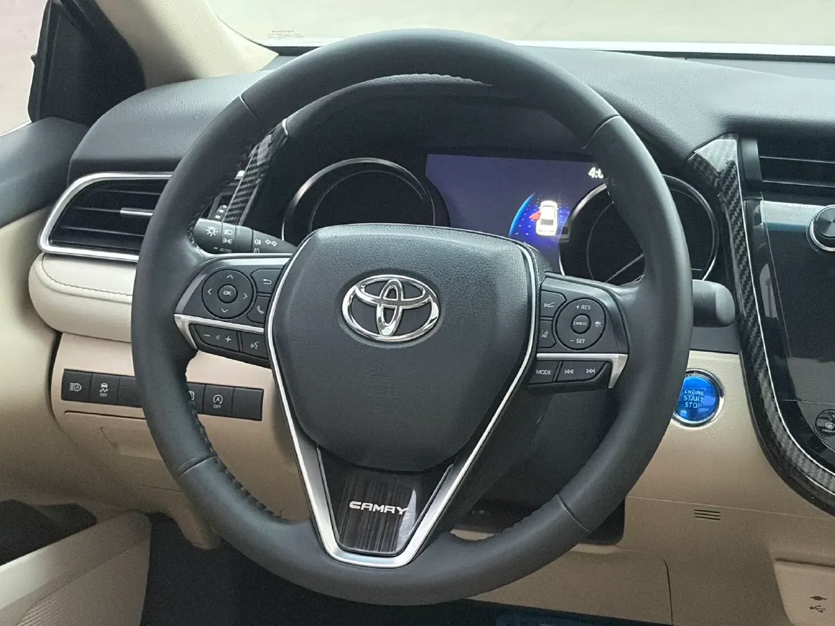2019 Toyota Camry 2.5L 209HP L4 8AT,autocango,china used car exporter,china ev exporter,chinese used car exporter,chinese used ev exporter