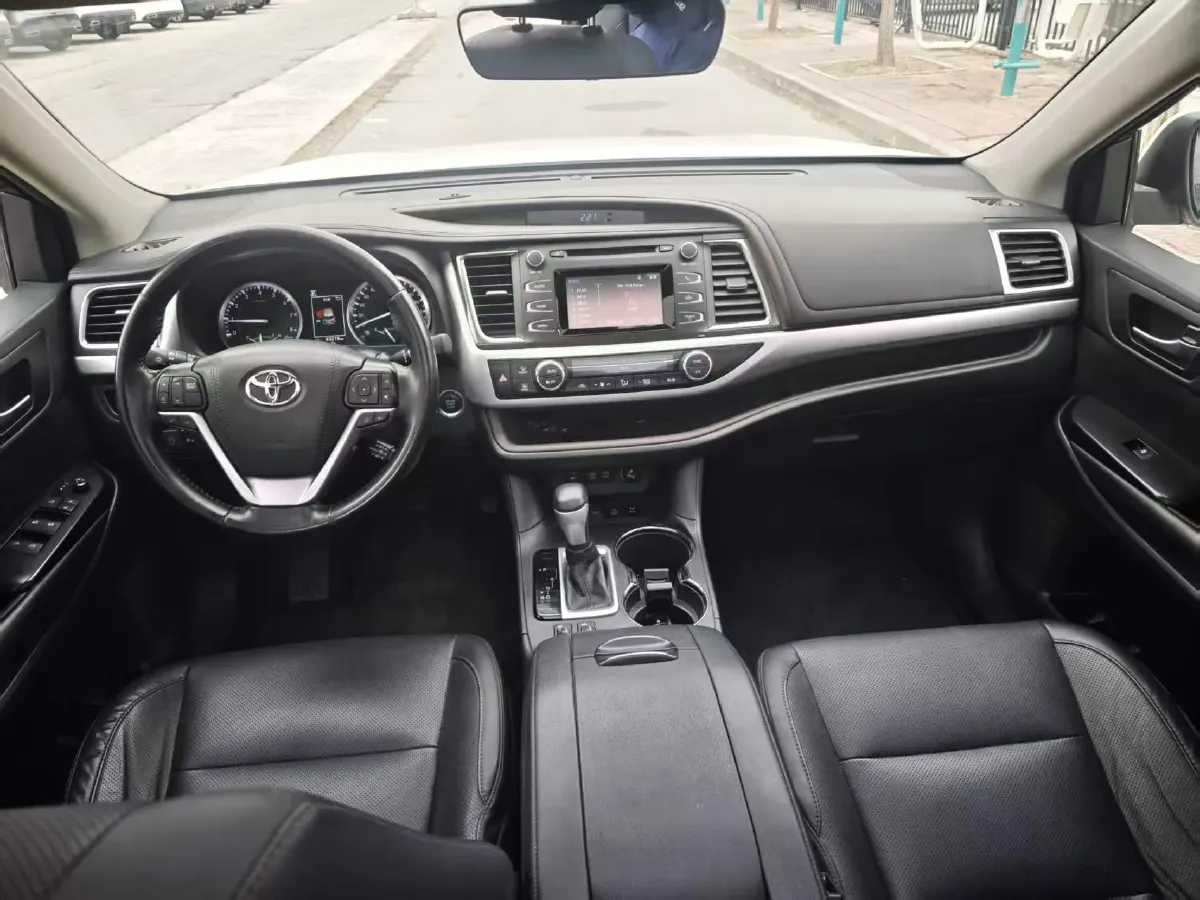 2018 Toyota Highlander 2.0T 220HP L4 6AT,autocango,china used car exporter,china ev exporter,chinese used car exporter,chinese used ev exporter