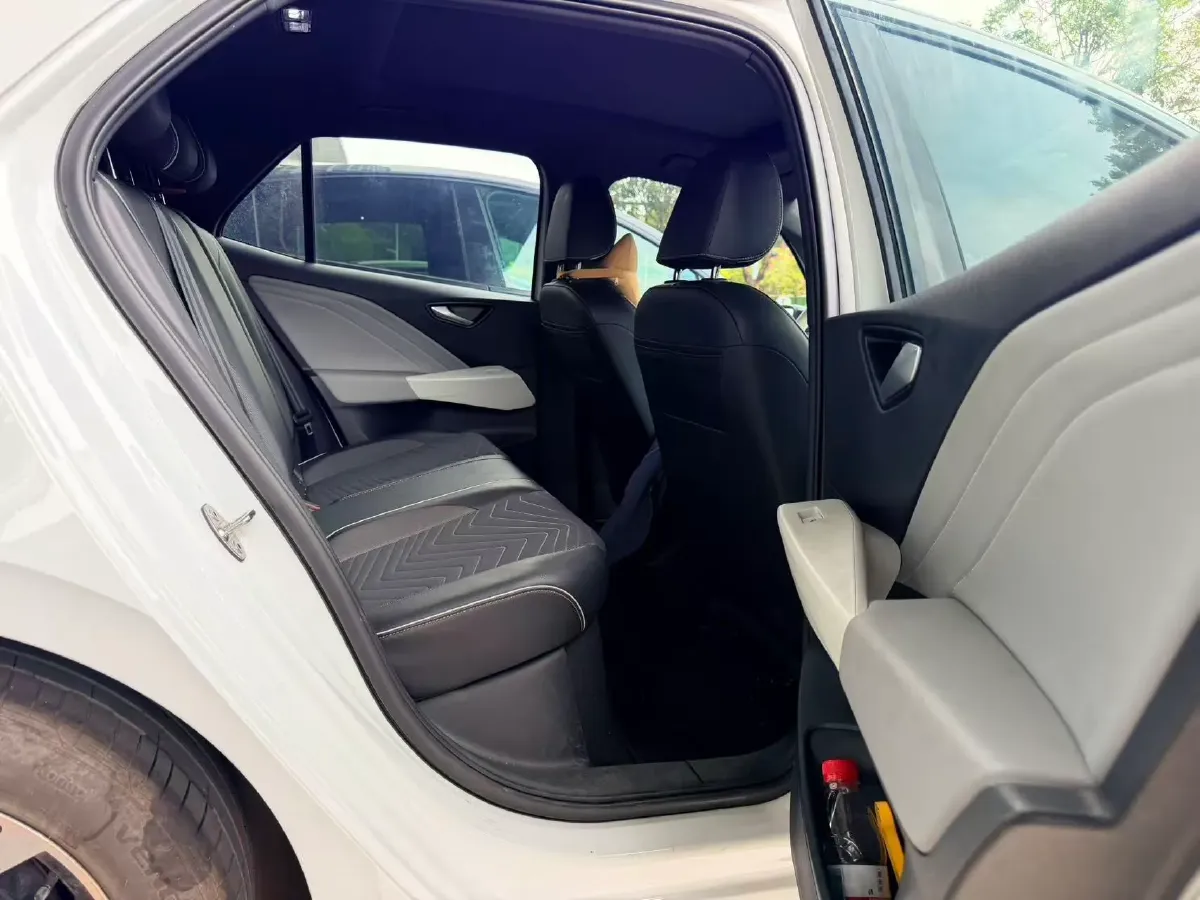 2024 Volkswagen ID.3 BEV 52.8KWH,autocango,china used car exporter,china ev exporter,chinese used car exporter,chinese used ev exporter