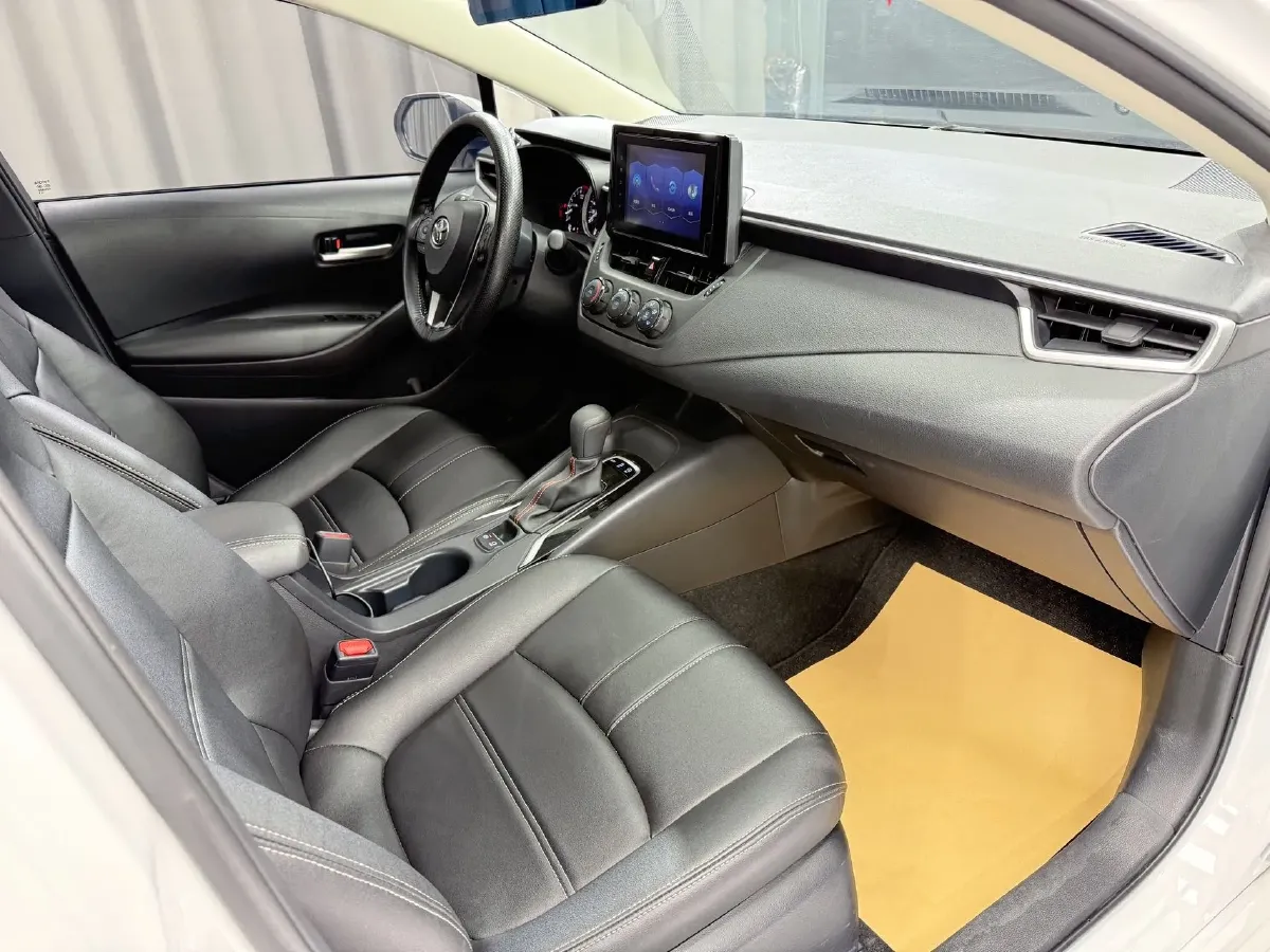 2021 Toyota Corolla 1.2T 116HP L4 CVT,autocango,china used car exporter,china ev exporter,chinese used car exporter,chinese used ev exporter