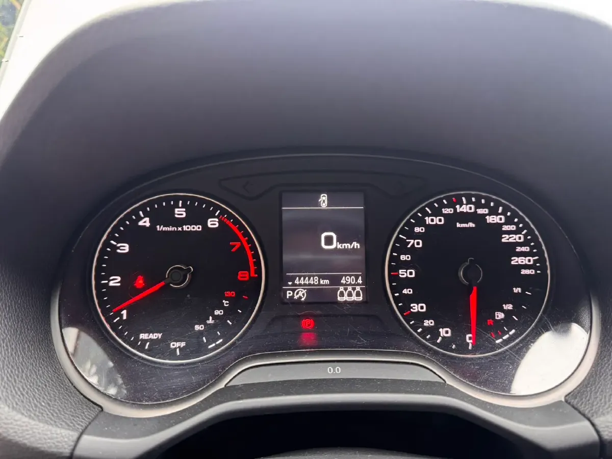 2021 Audi Q2L 1.4T 150HP L4 7DCT,autocango,china used car exporter,china ev exporter,chinese used car exporter,chinese used ev exporter