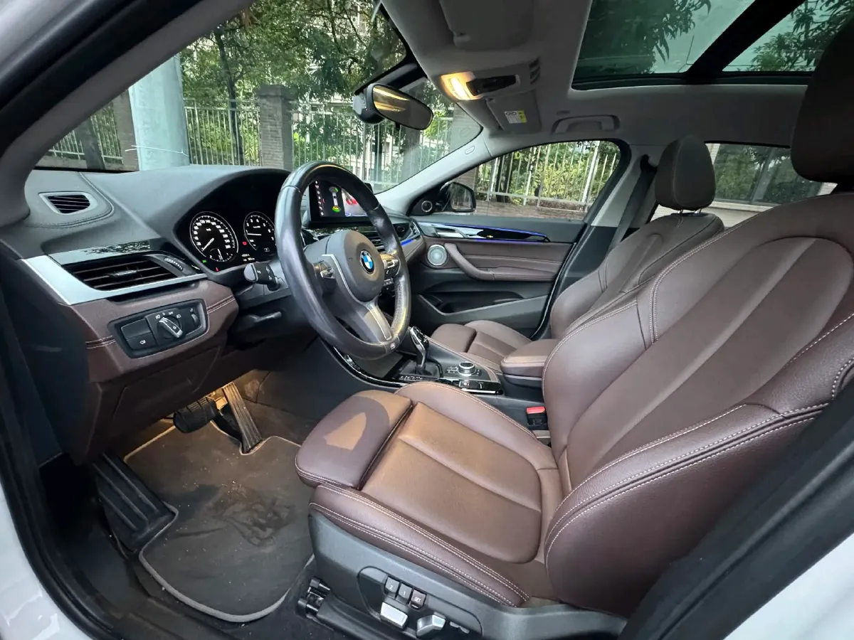 2021 BMW X2 2.0T 192HP L4 7DCT,autocango,china used car exporter,china ev exporter,chinese used car exporter,chinese used ev exporter