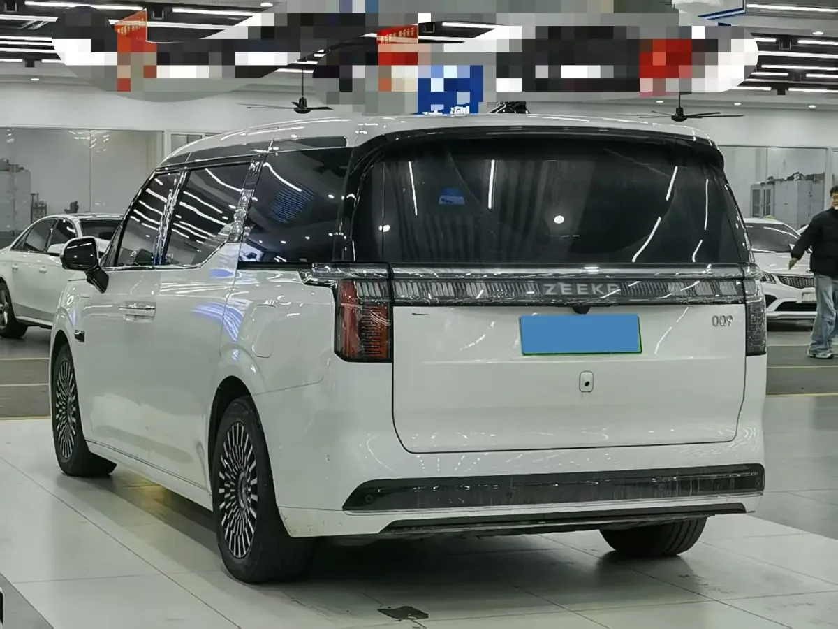2022 Zeekr 009 BEV 116KWH,autocango,china used car exporter,china ev exporter,chinese used car exporter,chinese used ev exporter