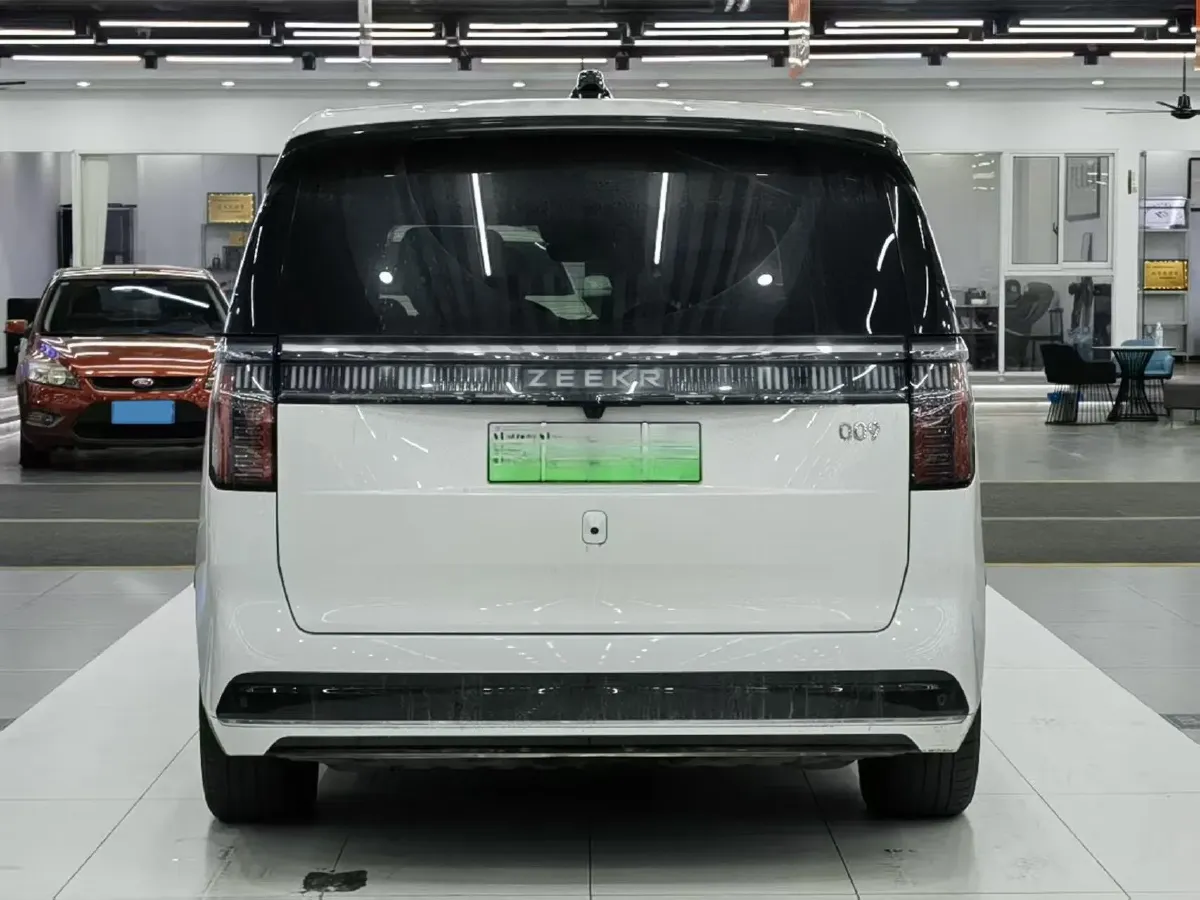 2022 Zeekr 009 BEV 116KWH,autocango,china used car exporter,china ev exporter,chinese used car exporter,chinese used ev exporter