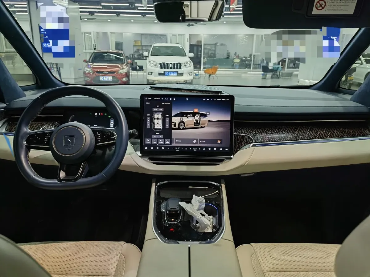 2022 Zeekr 009 BEV 116KWH,autocango,china used car exporter,china ev exporter,chinese used car exporter,chinese used ev exporter