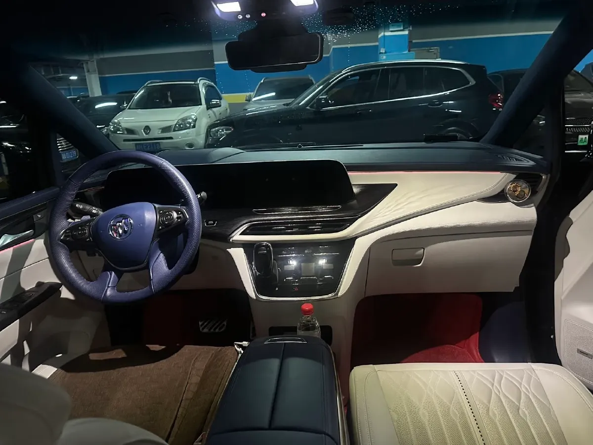 2022 Buick GL8 2.0T 237HP L4 9AT,autocango,china used car exporter,china ev exporter,chinese used car exporter,chinese used ev exporter