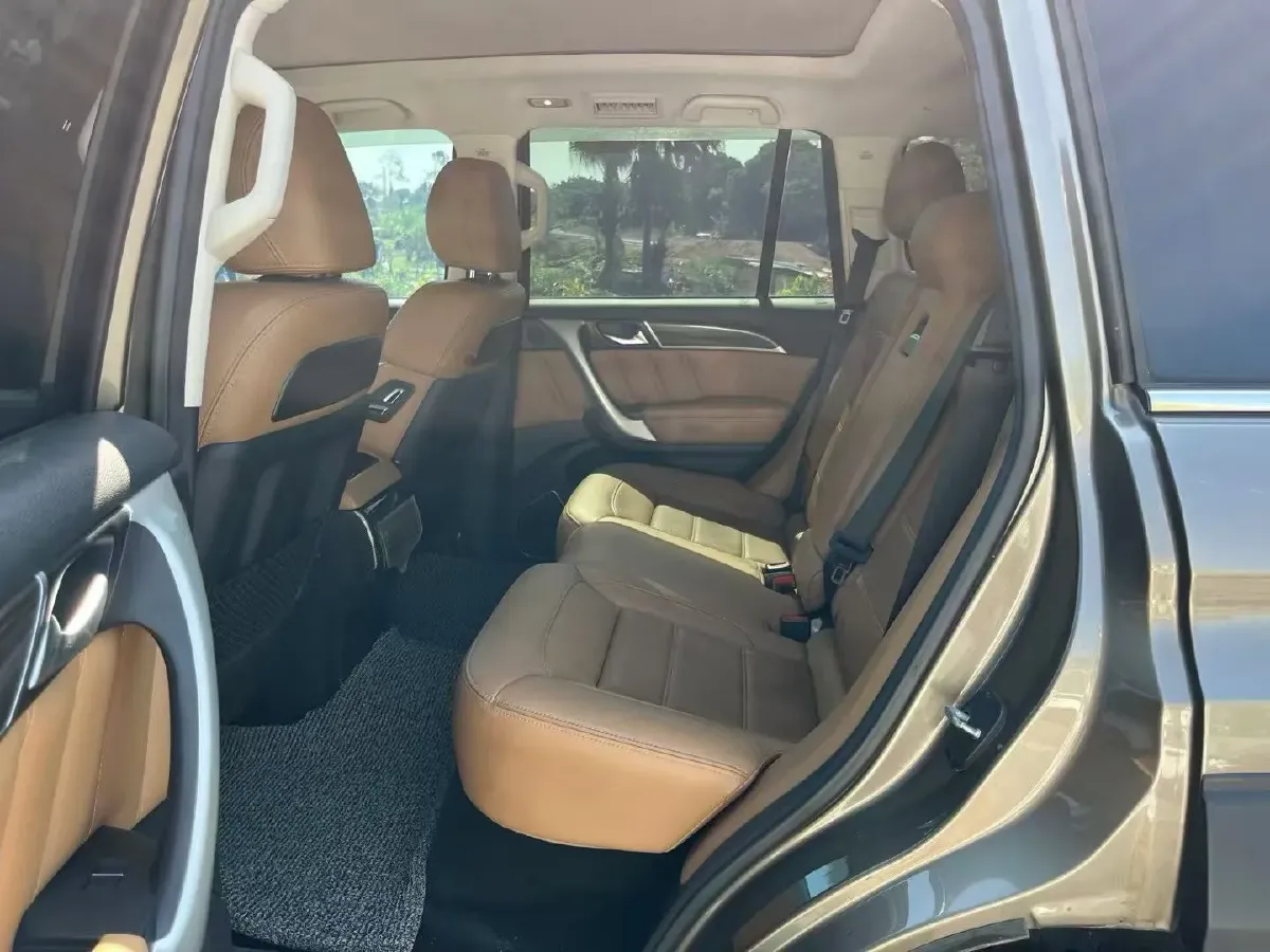 2017 Haval H9 2.0T 190HP L4 8AT,autocango,china used car exporter,china ev exporter,chinese used car exporter,chinese used ev exporter