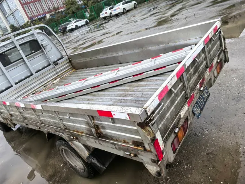 2022 WuLing RongGuang New Truck 1.8L 125HP L4 5MT,autocango,china used car exporter,china ev exporter,chinese used car exporter,chinese used ev exporter