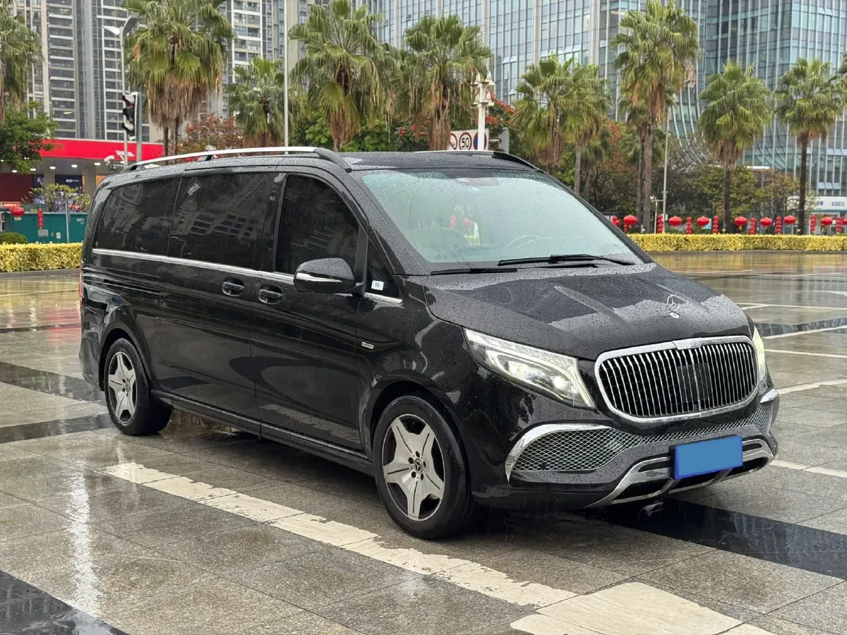 2021 Mercedes-Benz V Class 2.0T 211HP L4 9AT,autocango,china used car exporter,china ev exporter,chinese used car exporter,chinese used ev exporter