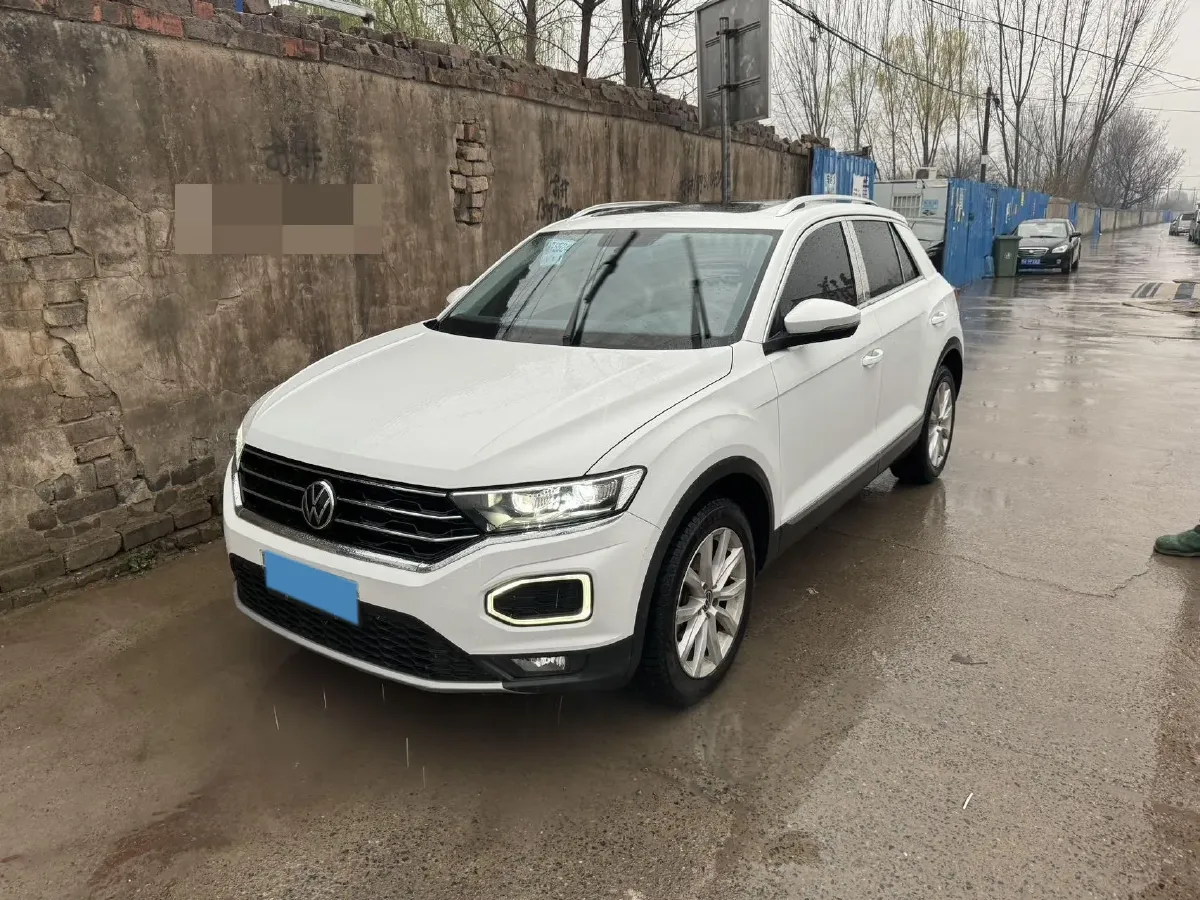 2020 Volkswagen T-Roc 1.4T 150HP L4 7DCT,autocango,china used car exporter,china ev exporter,chinese used car exporter,chinese used ev exporter