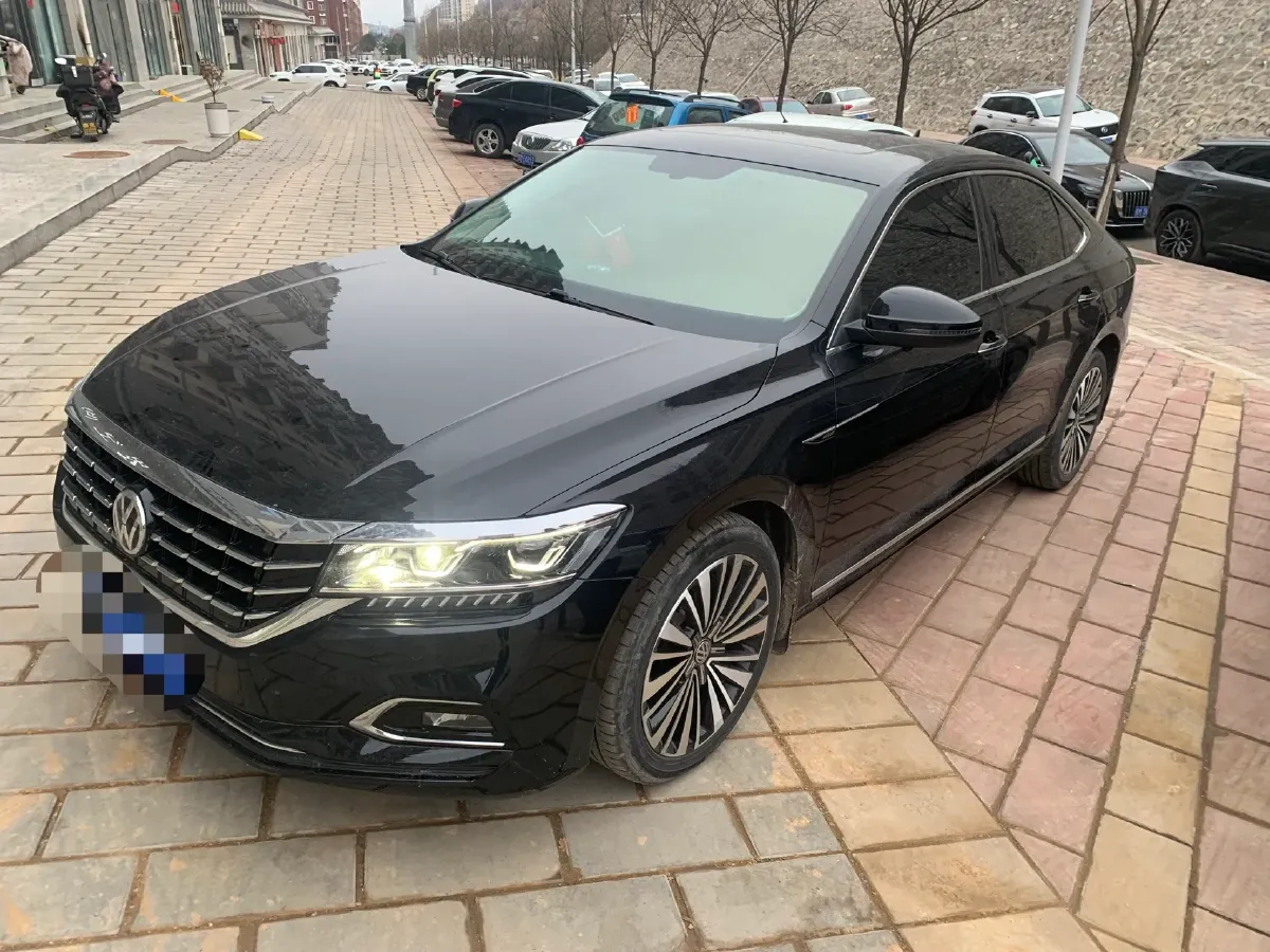 2020 Volkswagen Passat 2.0T 186HP L4 7DCT,autocango,china used car exporter,china ev exporter,chinese used car exporter,chinese used ev exporter