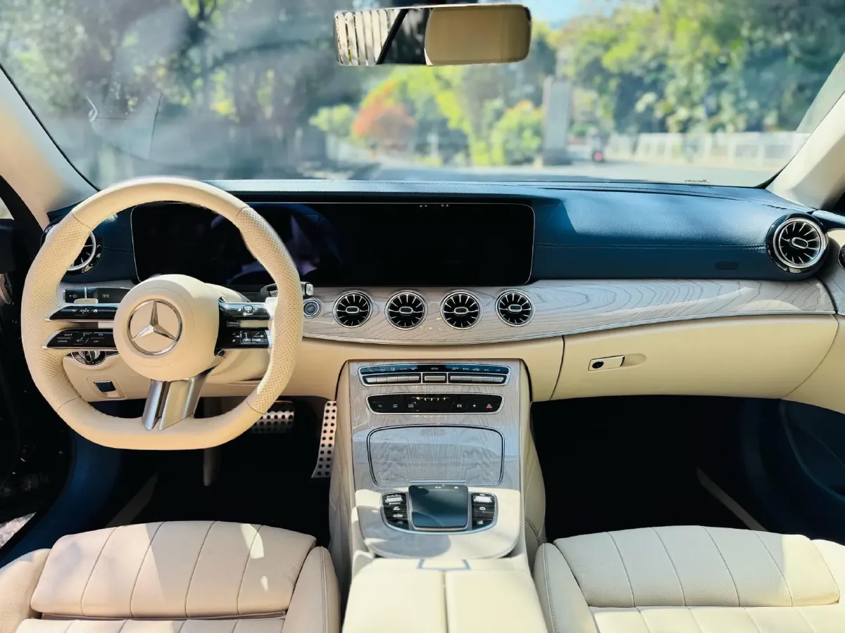 2021 Mercedes-Benz E Class 1.5T 184HP L4 9AT,autocango,china used car exporter,china ev exporter,chinese used car exporter,chinese used ev exporter