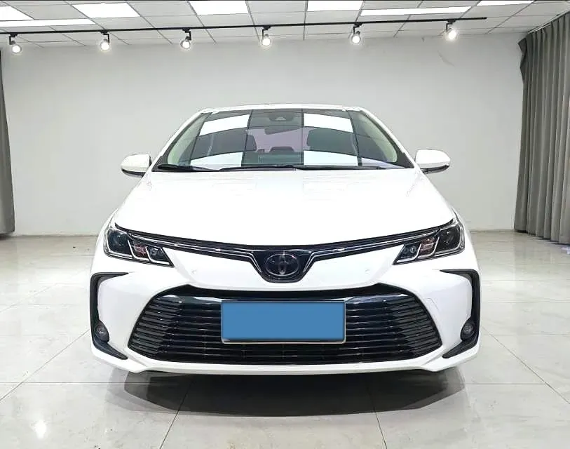 2021 Toyota Corolla 1.2T 116HP L4 CVT,autocango,china used car exporter,china ev exporter,chinese used car exporter,chinese used ev exporter
