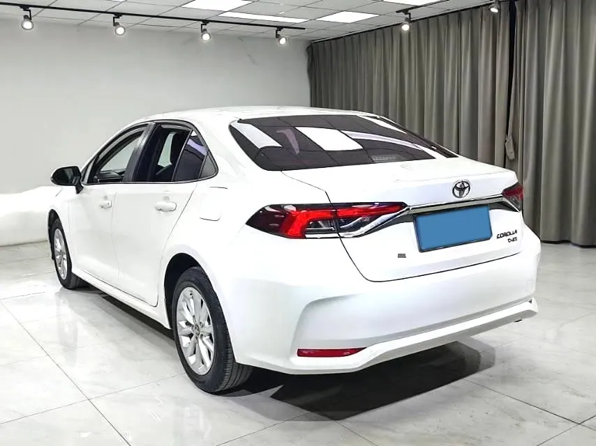2021 Toyota Corolla 1.2T 116HP L4 CVT,autocango,china used car exporter,china ev exporter,chinese used car exporter,chinese used ev exporter