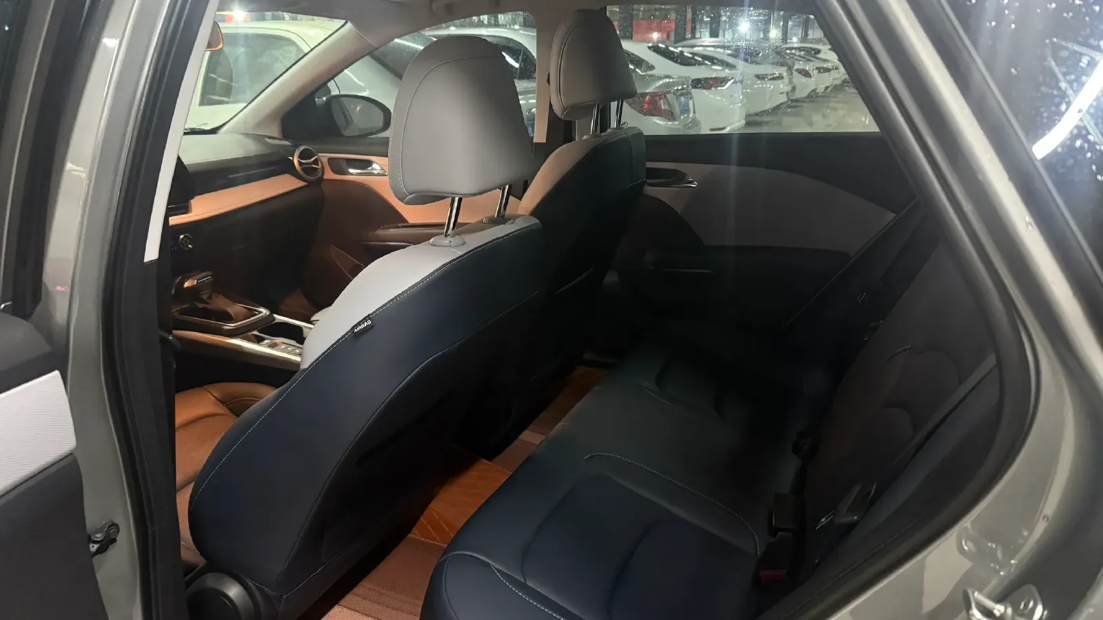 2024 Chevrolet Monza 1.5L 113HP L4 6DCT,autocango,china used car exporter,china ev exporter,chinese used car exporter,chinese used ev exporter