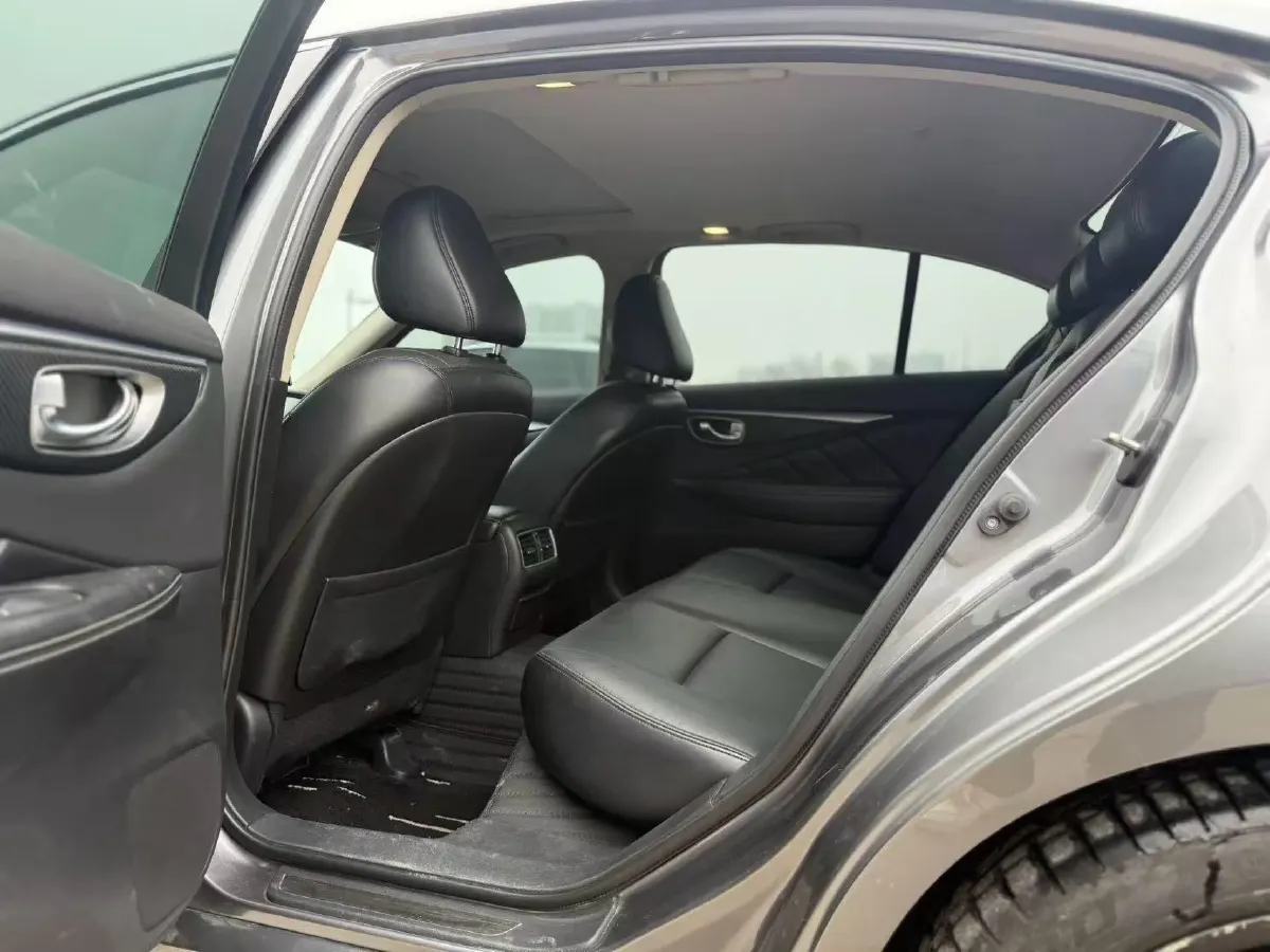 2021 Infiniti Q50L 2.0T 211HP L4 7AT,autocango,china used car exporter,china ev exporter,chinese used car exporter,chinese used ev exporter