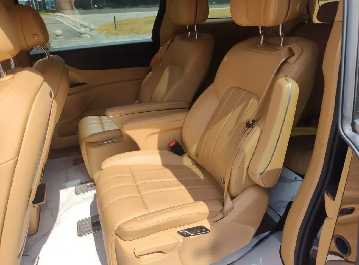 2022 Voyah Dream BEV 82KWH,autocango,china used car exporter,china ev exporter,chinese used car exporter,chinese used ev exporter