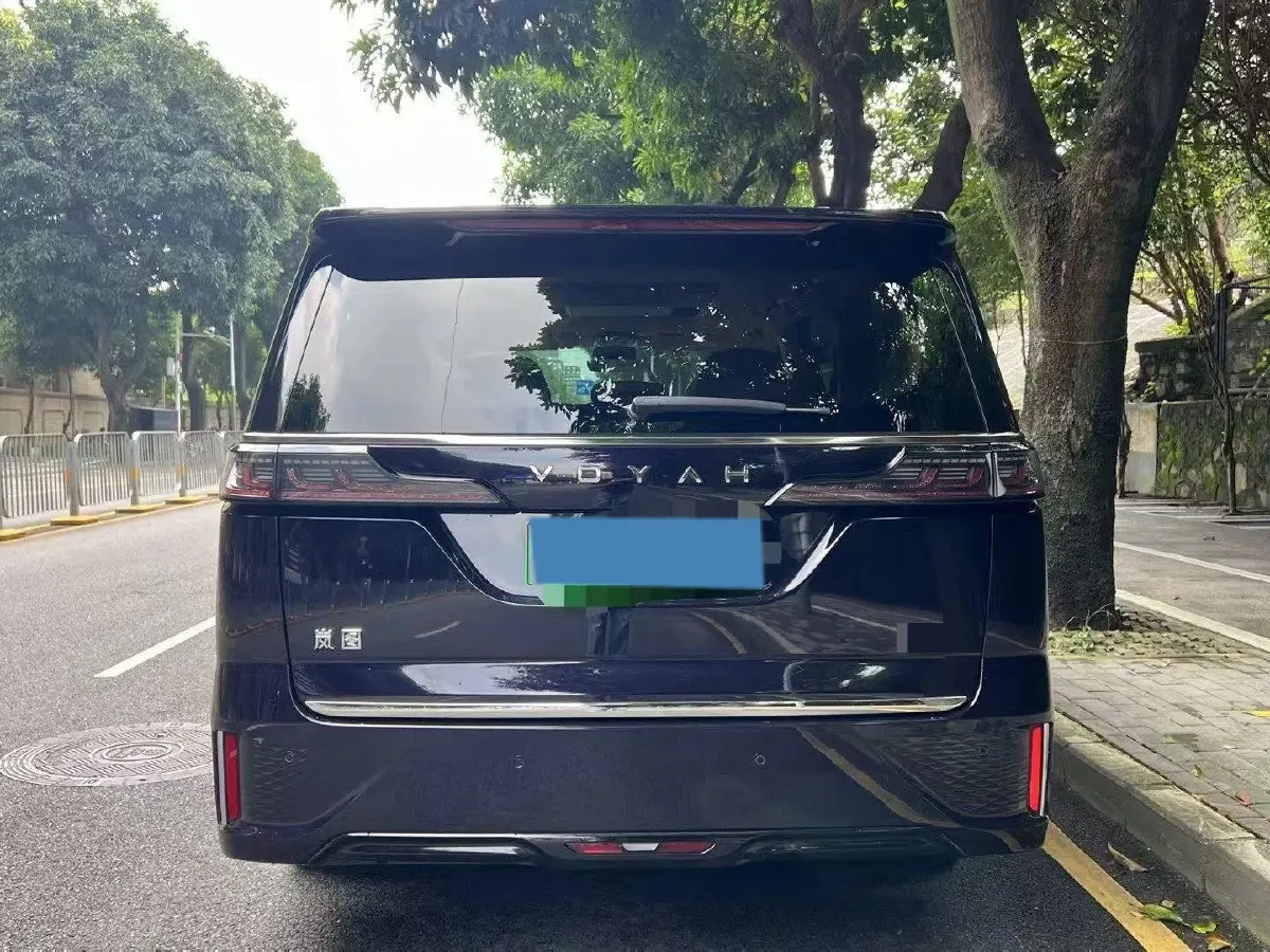 2022 Voyah Dream BEV 82KWH,autocango,china used car exporter,china ev exporter,chinese used car exporter,chinese used ev exporter