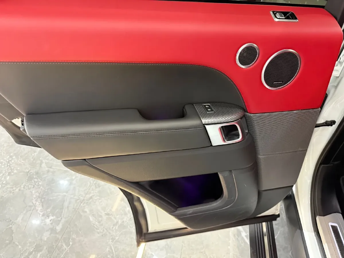 2021 Land Rover Range Rover Sport 3.0T 360HP L6 8AT,autocango,china used car exporter,china ev exporter,chinese used car exporter,chinese used ev exporter