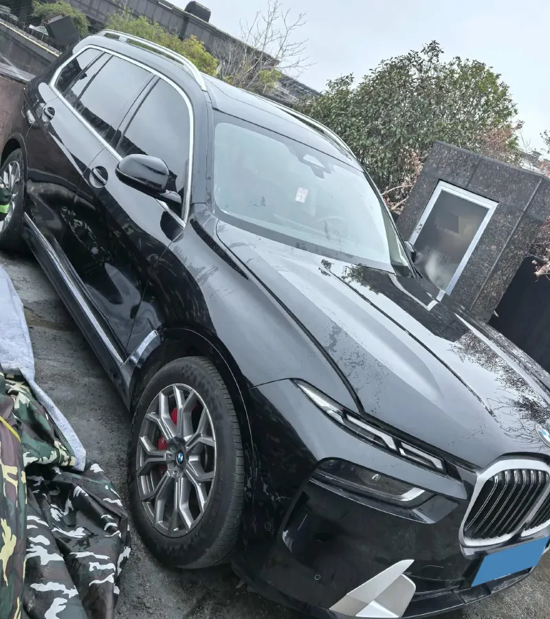 2023 BMW X7 3.0T 381HP L6 8AT,autocango,china used car exporter,china ev exporter,chinese used car exporter,chinese used ev exporter