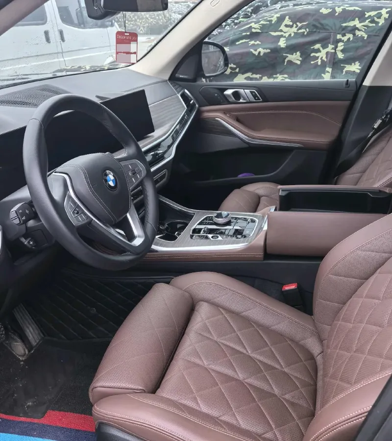 2023 BMW X7 3.0T 381HP L6 8AT,autocango,china used car exporter,china ev exporter,chinese used car exporter,chinese used ev exporter