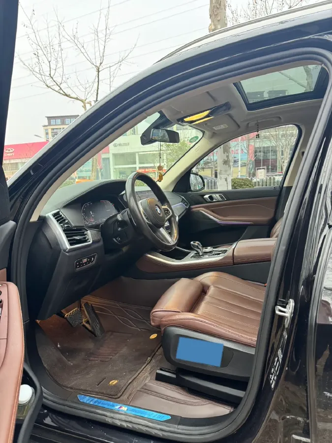 2020 BMW X5 2.0T 265HP L4 8AT,autocango,china used car exporter,china ev exporter,chinese used car exporter,chinese used ev exporter