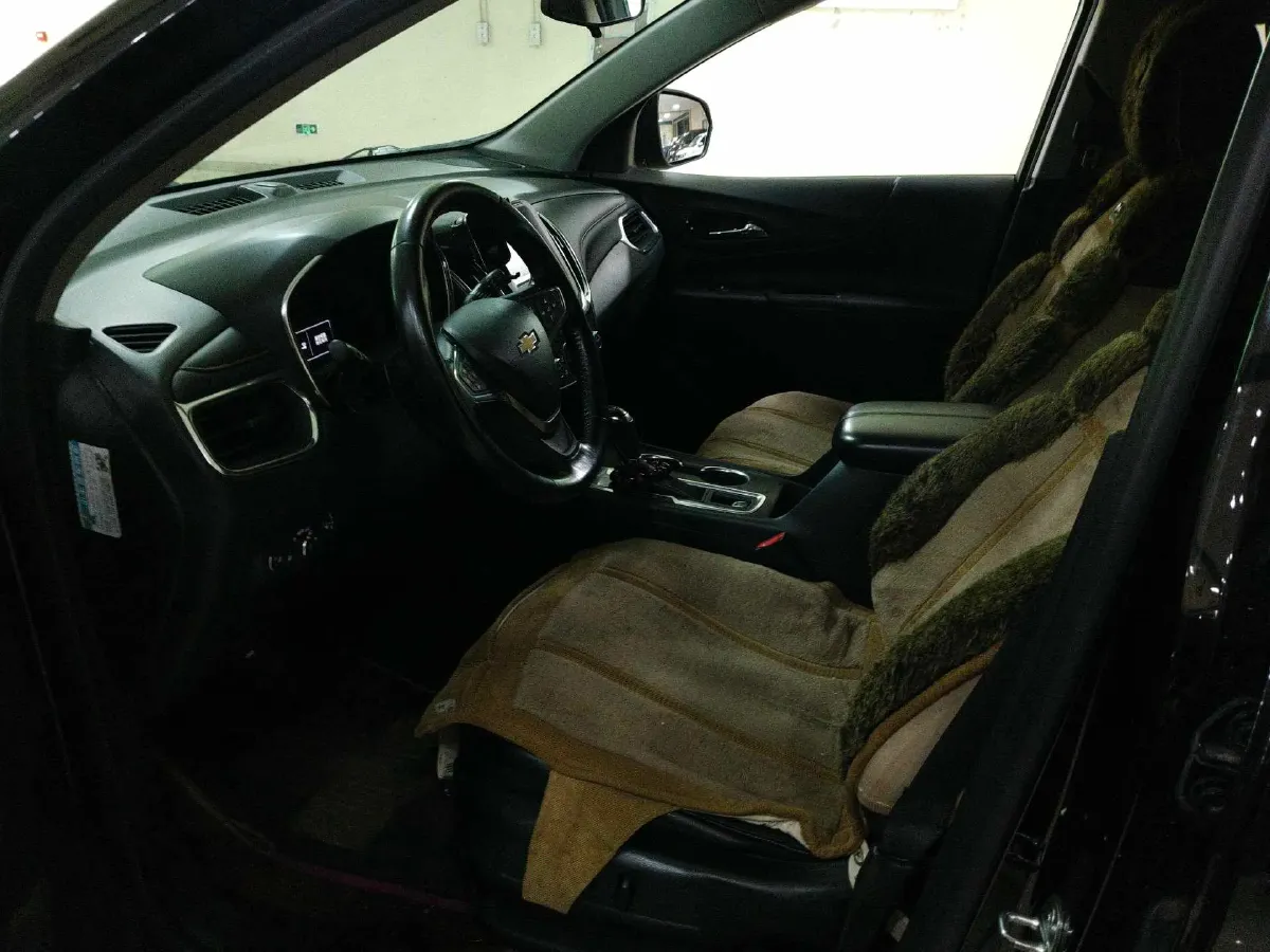 2019 Chevrolet Equinox 1.5T 169HP L4 6AT,autocango,china used car exporter,china ev exporter,chinese used car exporter,chinese used ev exporter