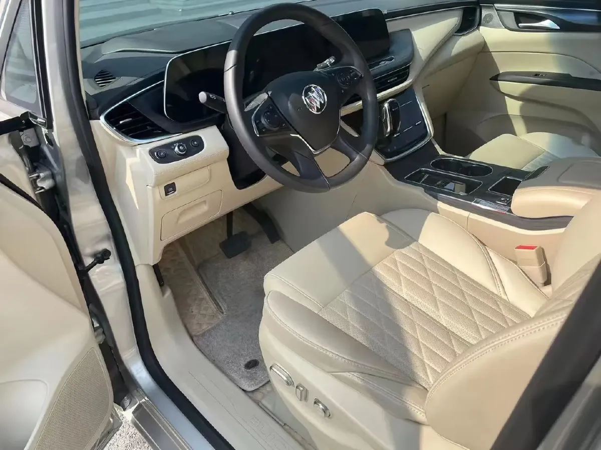 2022 Buick GL8 2.0T 237HP L4 9AT,autocango,china used car exporter,china ev exporter,chinese used car exporter,chinese used ev exporter