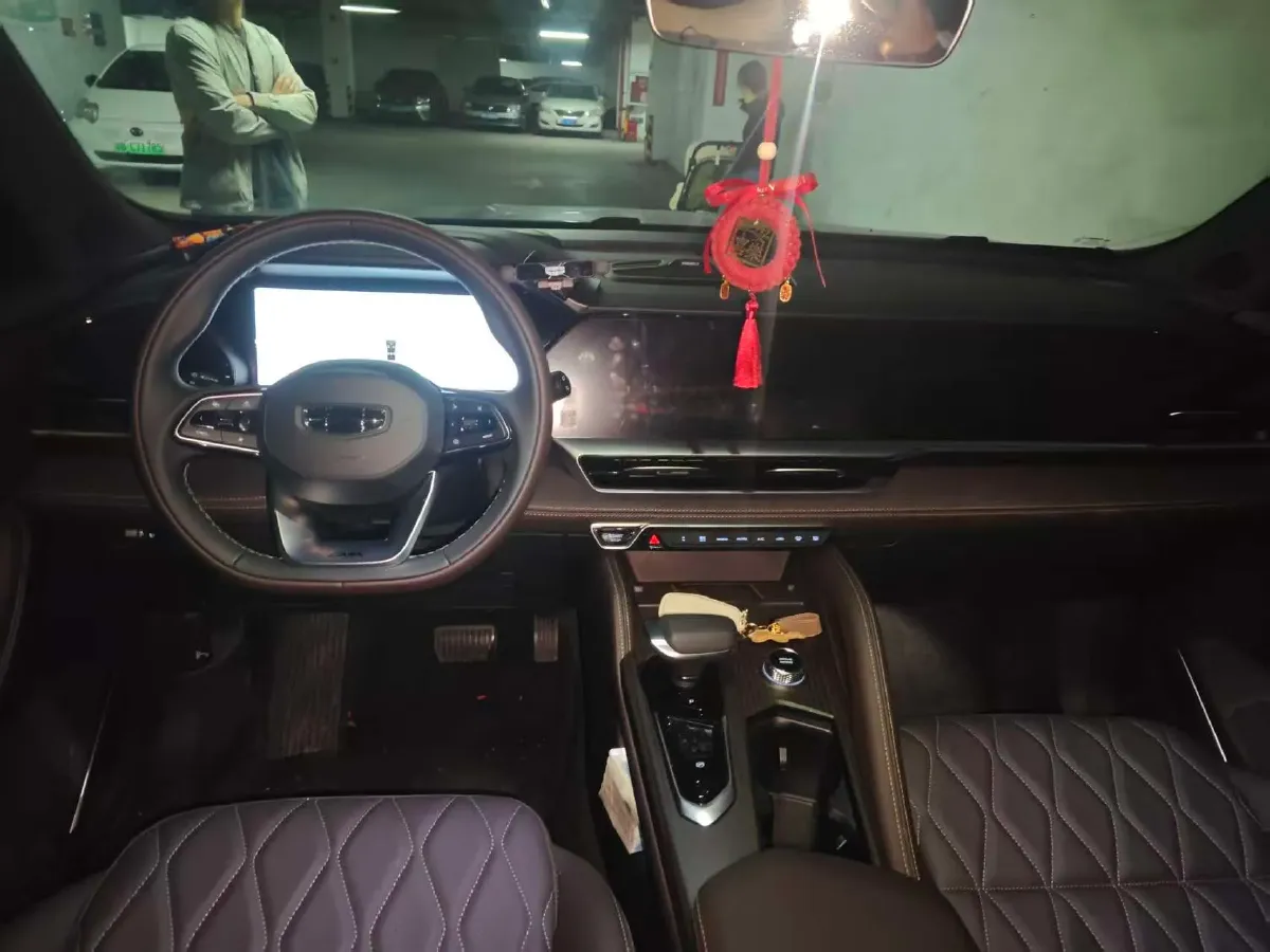 2025 Geely Monjaro 2.0T 238HP L4 8AT,autocango,china used car exporter,china ev exporter,chinese used car exporter,chinese used ev exporter