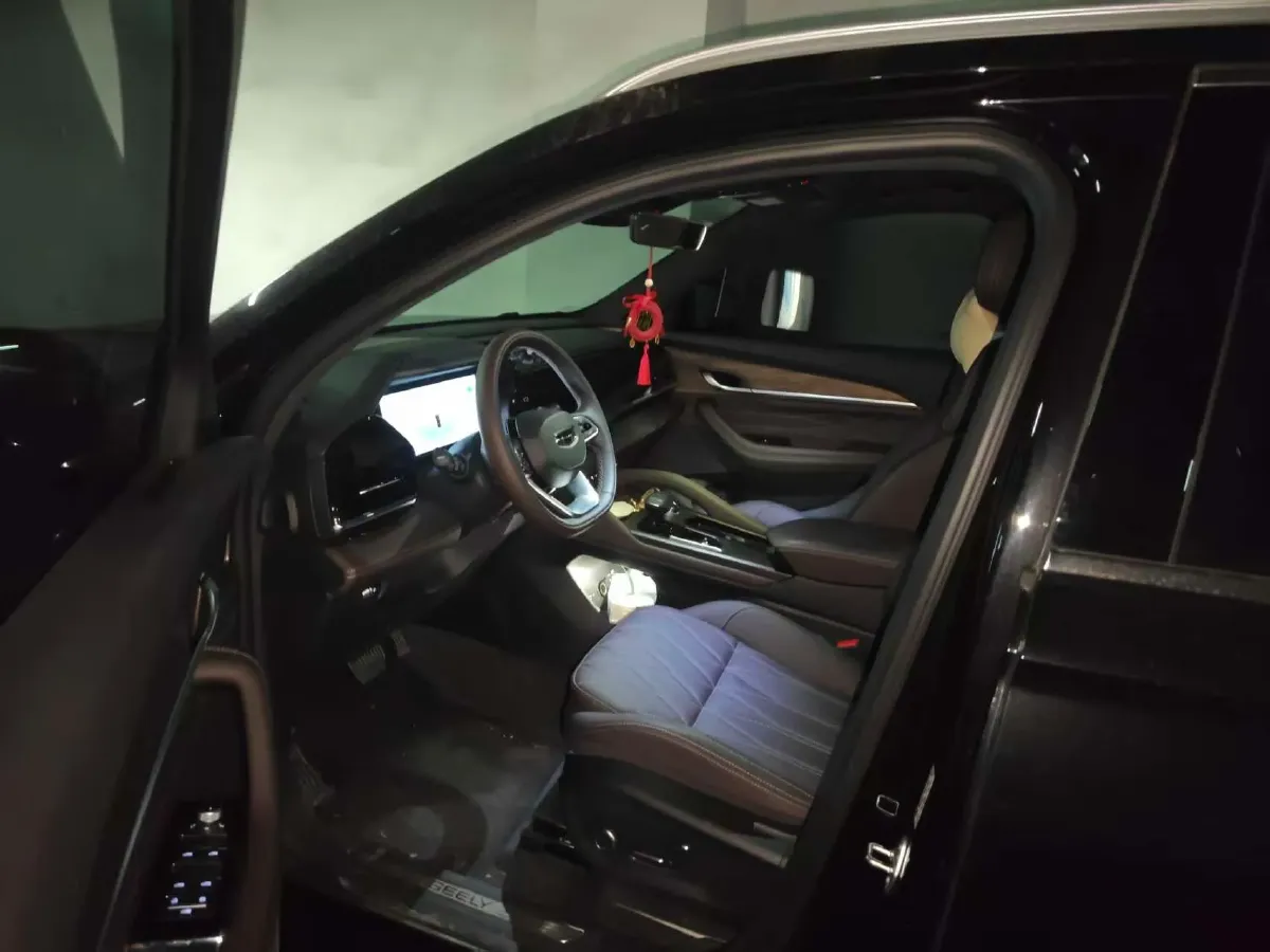 2025 Geely Monjaro 2.0T 238HP L4 8AT,autocango,china used car exporter,china ev exporter,chinese used car exporter,chinese used ev exporter