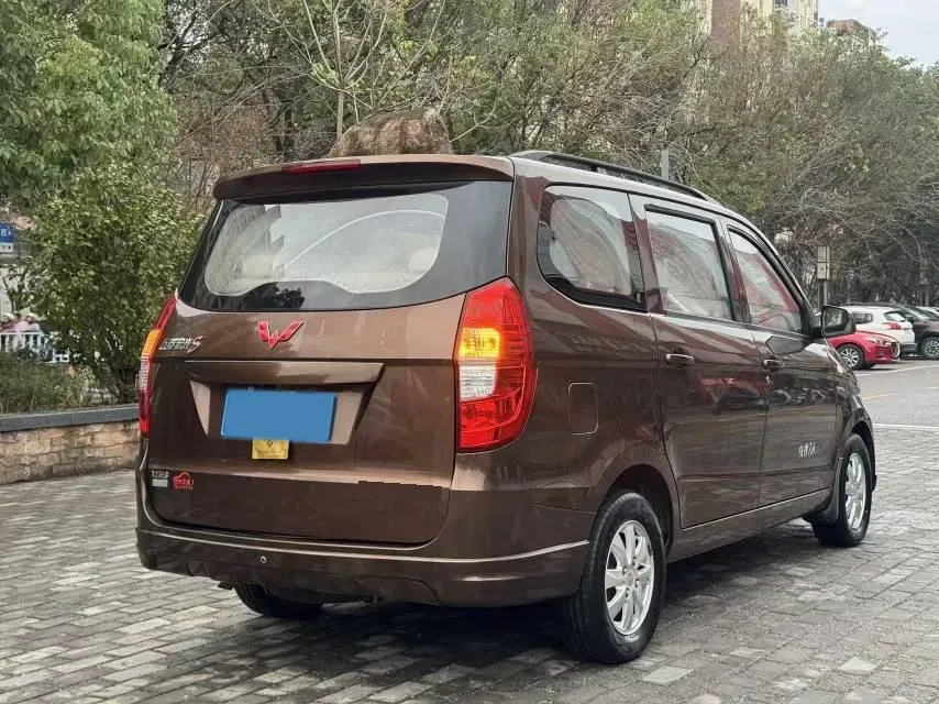 2016 WuLing HongGuang 1.5L 112HP L4 5MT,autocango,china used car exporter,china ev exporter,chinese used car exporter,chinese used ev exporter