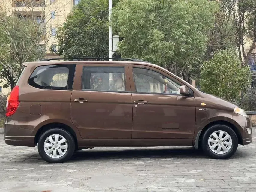2016 WuLing HongGuang 1.5L 112HP L4 5MT,autocango,china used car exporter,china ev exporter,chinese used car exporter,chinese used ev exporter