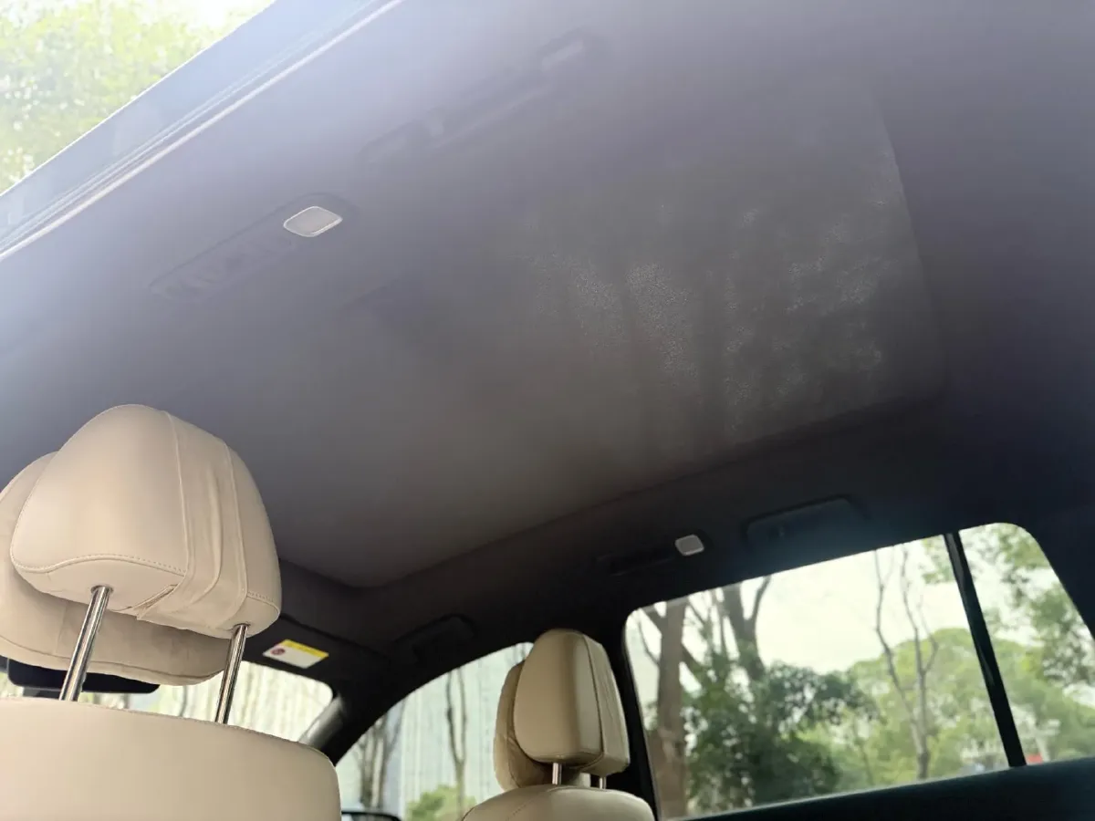 2021 Li ONE Range Extended 131HP REEV 40.5KWH,autocango,china used car exporter,china ev exporter,chinese used car exporter,chinese used ev exporter