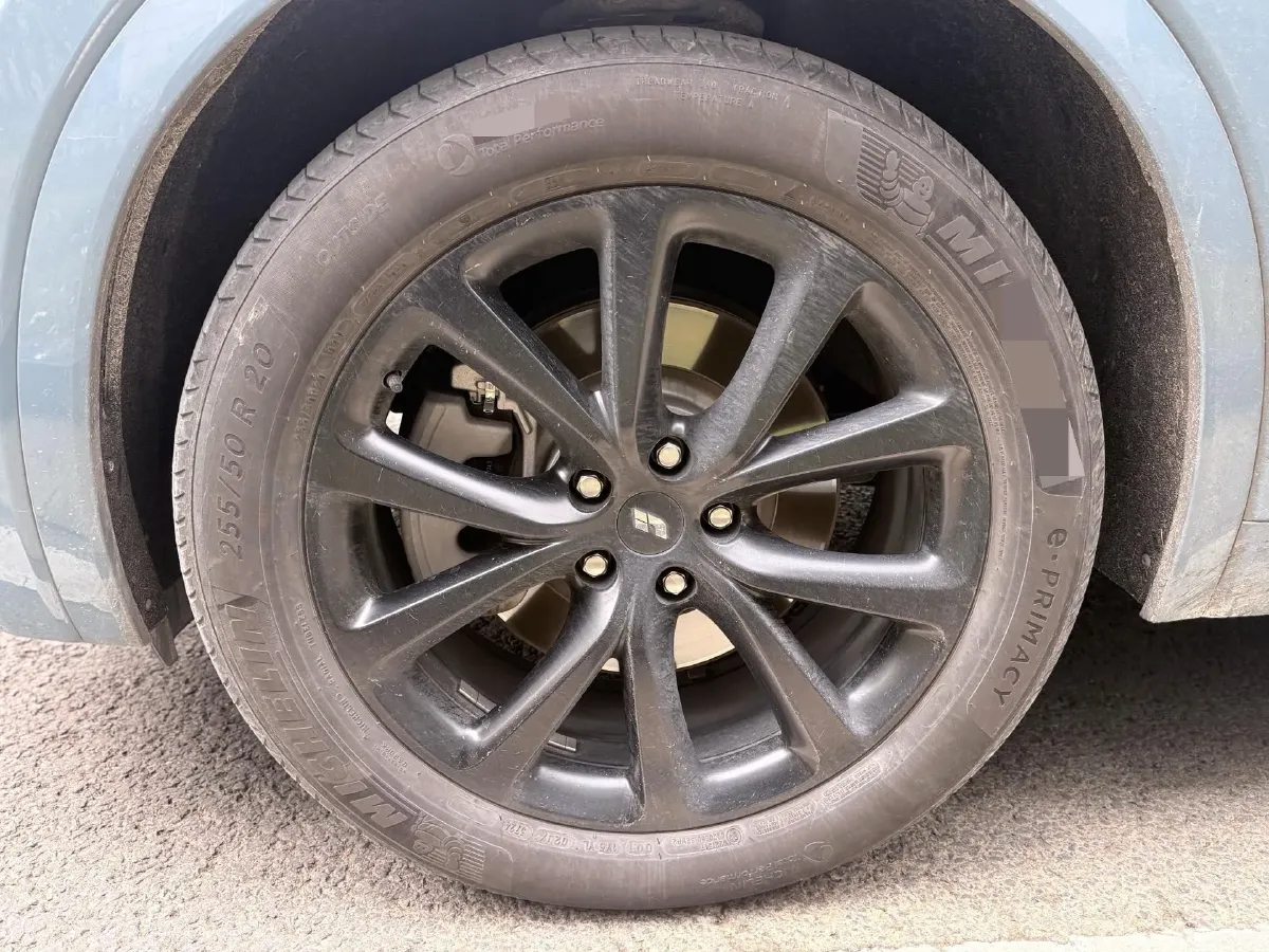 2021 Li ONE Range Extended 131HP REEV 40.5KWH,autocango,china used car exporter,china ev exporter,chinese used car exporter,chinese used ev exporter