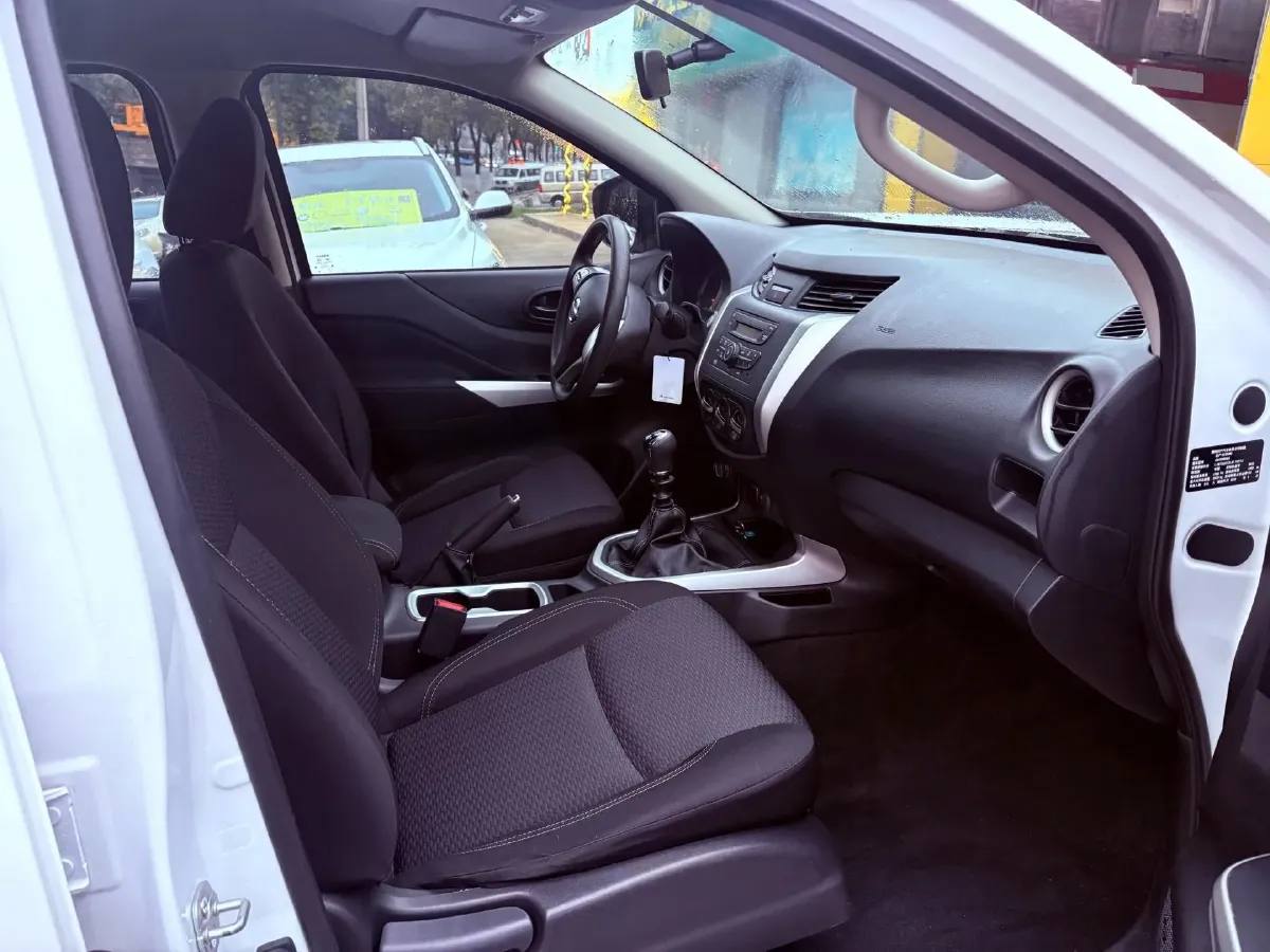 2019 Nissan Navara 2.5L 193HP L4 6MT,autocango,china used car exporter,china ev exporter,chinese used car exporter,chinese used ev exporter